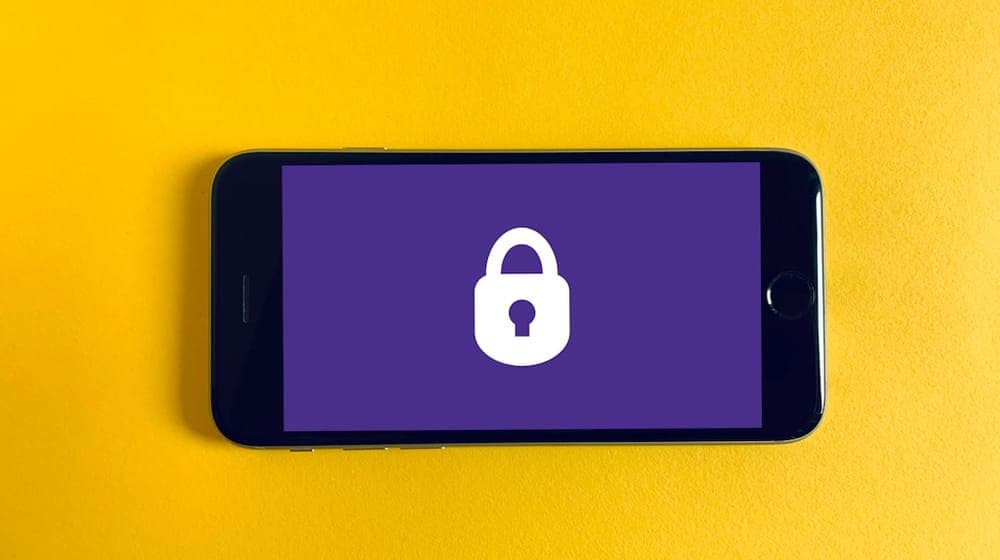 Phone/Lock/Safe. Attribution is appreciated. Please link to Free-Hotspot.com . Use this image for free.